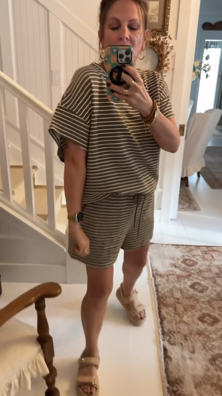 This two-piece lounge set is the outfit of the day: easy, comfortable, and perfect for late Summer. It features capped sleeves, pockets, and a stretchy drawstring waist. It does run true to size. 

#LTKSeasonal #LTKautumn #LTKMidsize