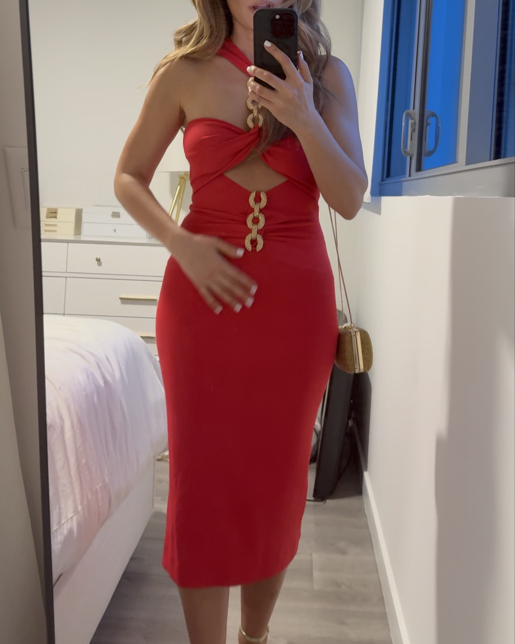 One of my favorite red dresses — perfect for the holidays or a special occasion. It’s also on sale 

#LTKHoliday #LTKWedding #LTKSaleAlert