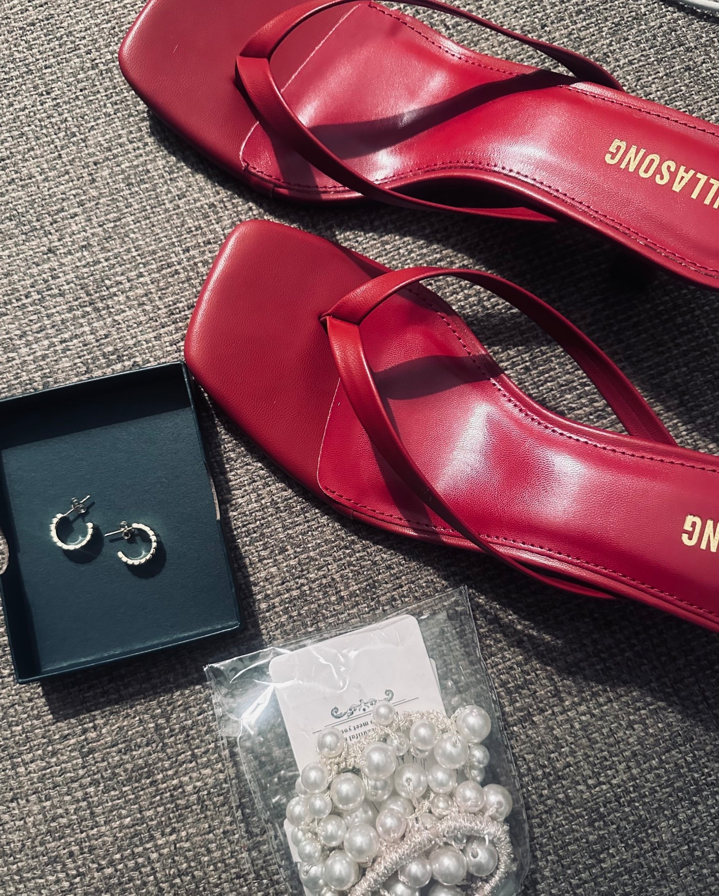 new accessories from #amazon 


#LTKootd #LTKGiftGuide #LTKFindsUnder50