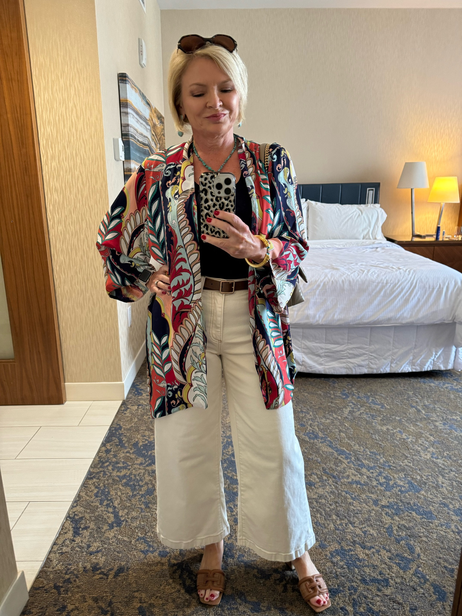 What I wore to check-in at the LTK conference! Can't wait to meet Al the ladies and learn this week!
Wearing 00 jeans (Chico's sizing), small kimono and tank. 

Casual outfit
Fall outfit
Wide leg jeans
Petite
Over 50

#LTKStyleTip #LTKCon #LTKOver40