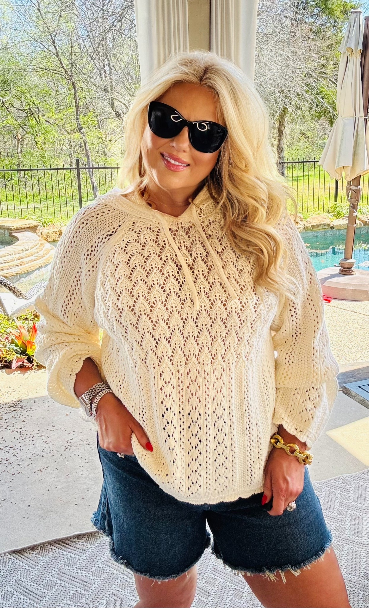 These Abercrombie denim shorts are the perfect fit and length! Not too short, but not too long! Love love the fit of these for this curvy girl with some booty 💋

#LTKBeauty #LTKOver40 #LTKootd