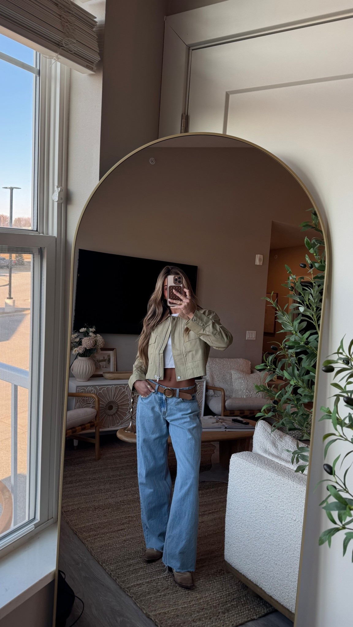 small jacket 
24 jeans