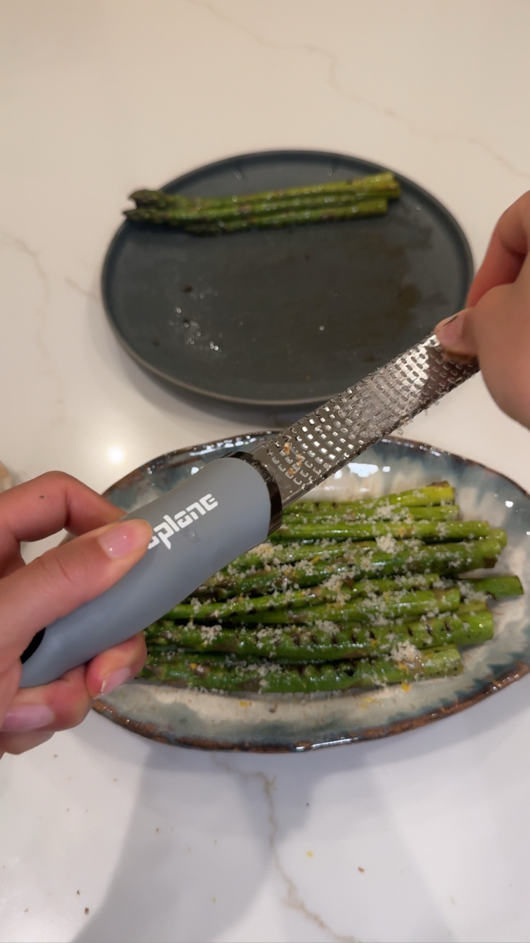 A good zester instantly elevates both the flavor and look of any meal ✨I love Microplane’s zester because it’s durable, high quality, and works like a dream on everything from lemon to smoked Brazil nuts (like I used here). One of those tools that seriously earns its spot in the drawer 👏🏽

#LTKHome #LTKFamily #LTKParties