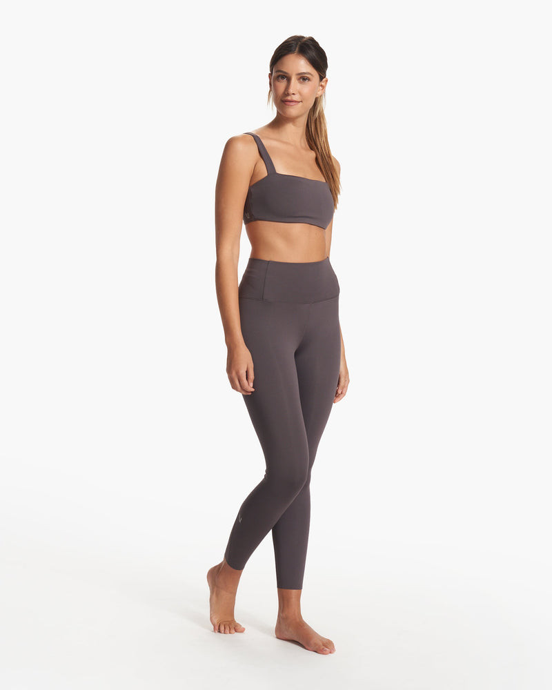 Evolve Square Neck Bra | Vuori Clothing (US & Canada)