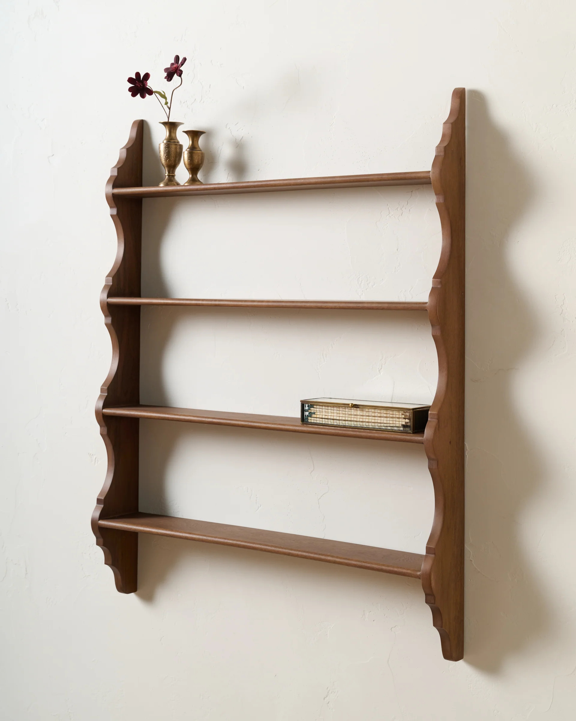 Tapered Scallop Wood Wall Shelf | Magnolia