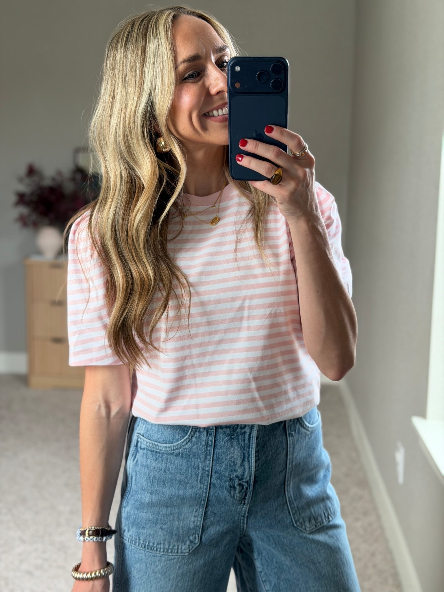 A perfect simple tee! 

#LTKgrwm #LTKSpringSale #LTKootd