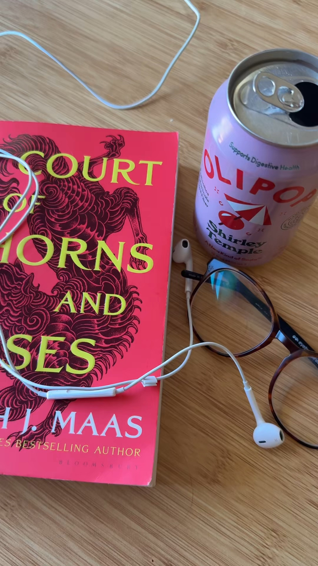 Read a new book with me! Next in the list Acotar! 

#LTKselfcare #LTKmorningroutine #LTKdayinmylife