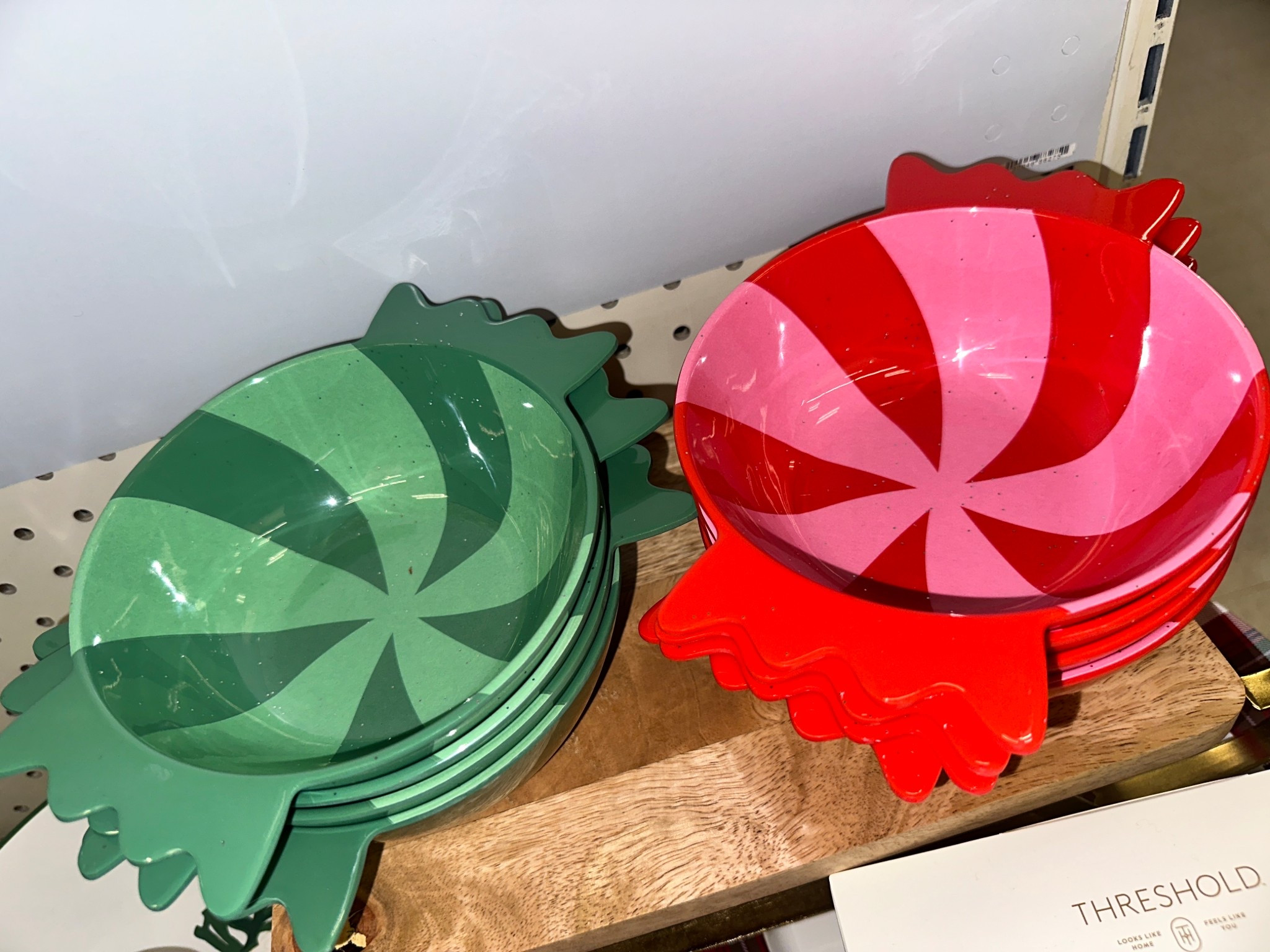 What’s the season without PEPPERMINT‼️
These bowls would be great for table decor, cookies, candy & more 🎊

#targetfinds #target #peppermint #tableware #bowls #holiday #candycane #christmasdecor

#LTKSeasonal #LTKHome #LTKHoliday