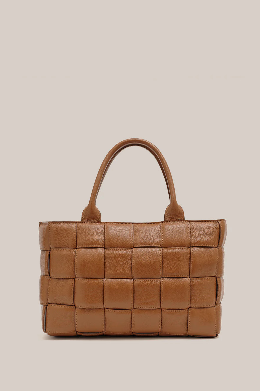 Margot XL Tan Woven Tote | VESTIRSI