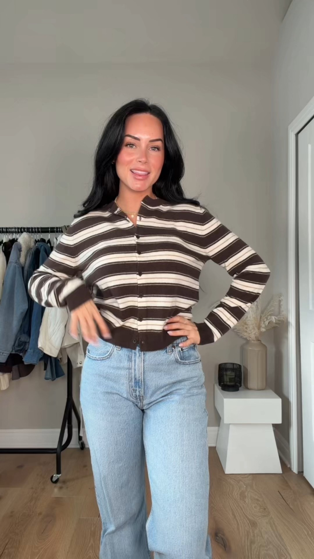 Huge Aritzia sale!!! Up to 50% off everything 😍

 @aritzia #aritziapartner
My Sizing 5'7, 145lbs, 32dd
I’m wearing a size small sweater, size 27 jeans 