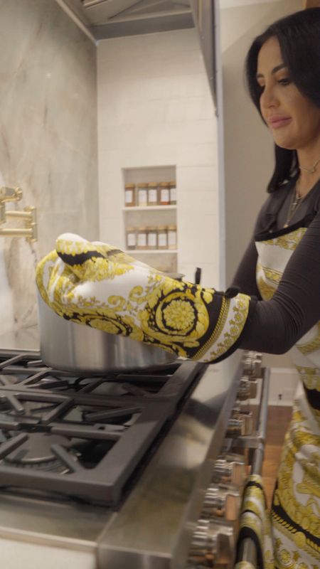 Kitchen ideas, Made In, Cookware, Versace, Perrin & Row, Amazon Finds

#LTKVideo #LTKhome #LTKMostLoved