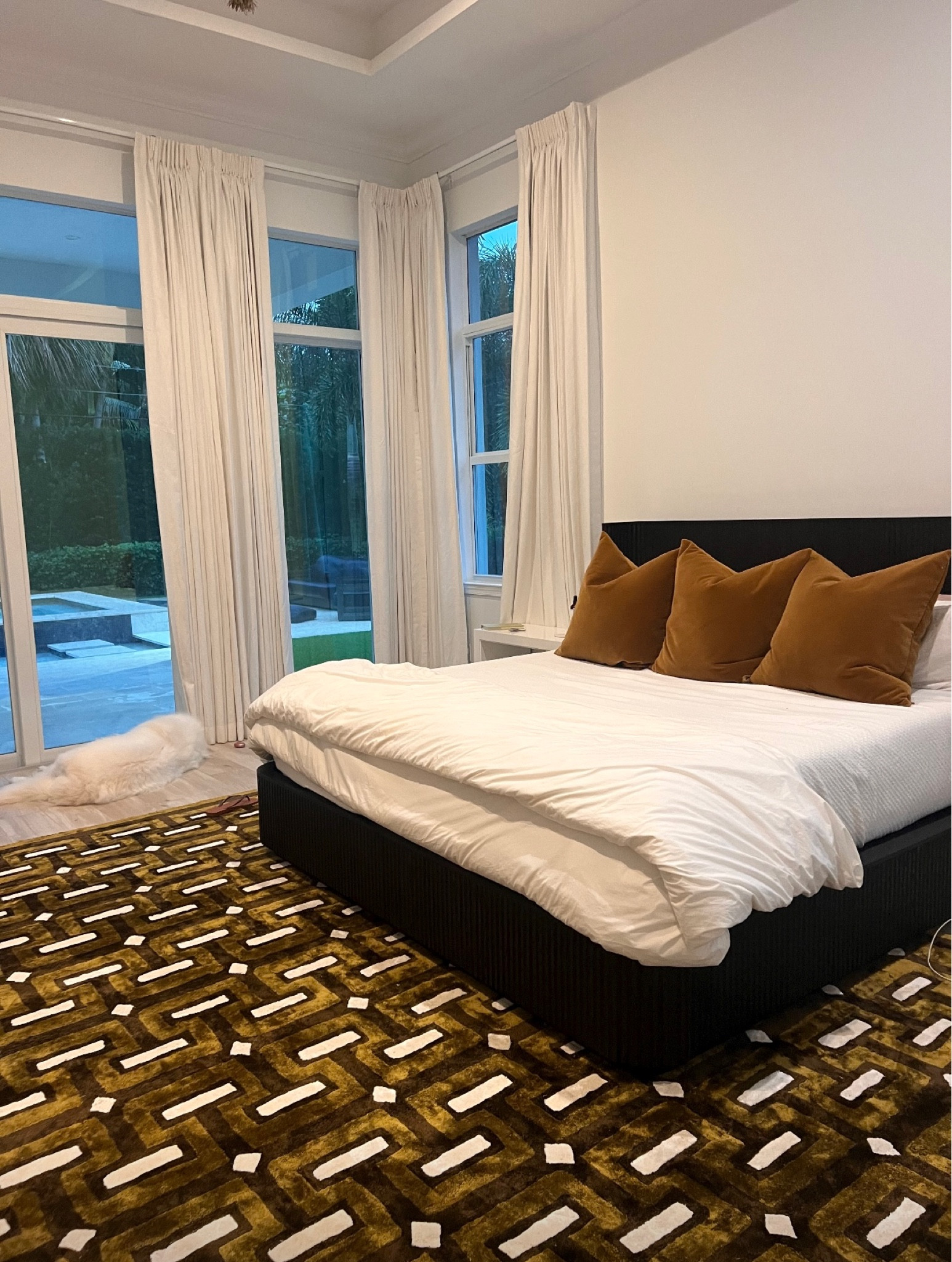 Bedroom Details 🐻 Wanted to balance some fun print while keeping it on the masculine side for my fiancé! I love it 

#LTKhome