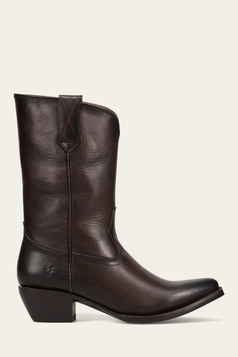 Women's Chocolate Sacha Mid Pull On Boots | The Frye Company | FRYE