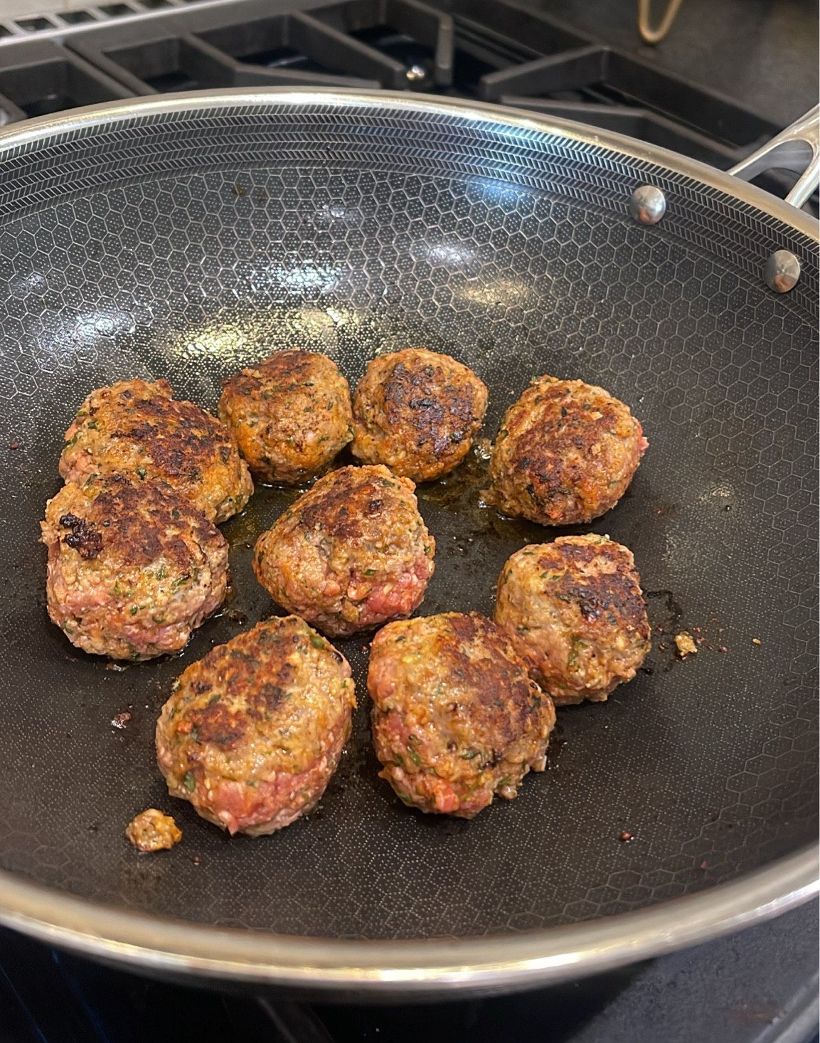 Name a better cookware brand… 🧐@hexclad

The best pan for searing, everyday use & the easiest to clean 🧽 

#kitchenmusthave



#LTKFindsUnder100 #LTKFamily