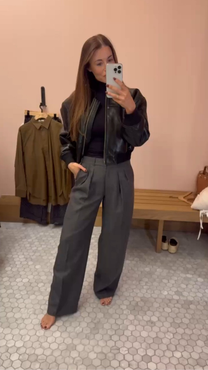 Another great outfit idea from Aritzia! Would be so good as workwear or for an event. I think black and grey look amazing together. The faux leather jacket makes it a little edgier. I’m loving this! 

Aritzia outfits 
Fall outfits
Aritzia jacket
Aritzia pants
Effortless pants

#LTKootd #LTKWorkwear #LTKGiftGuide