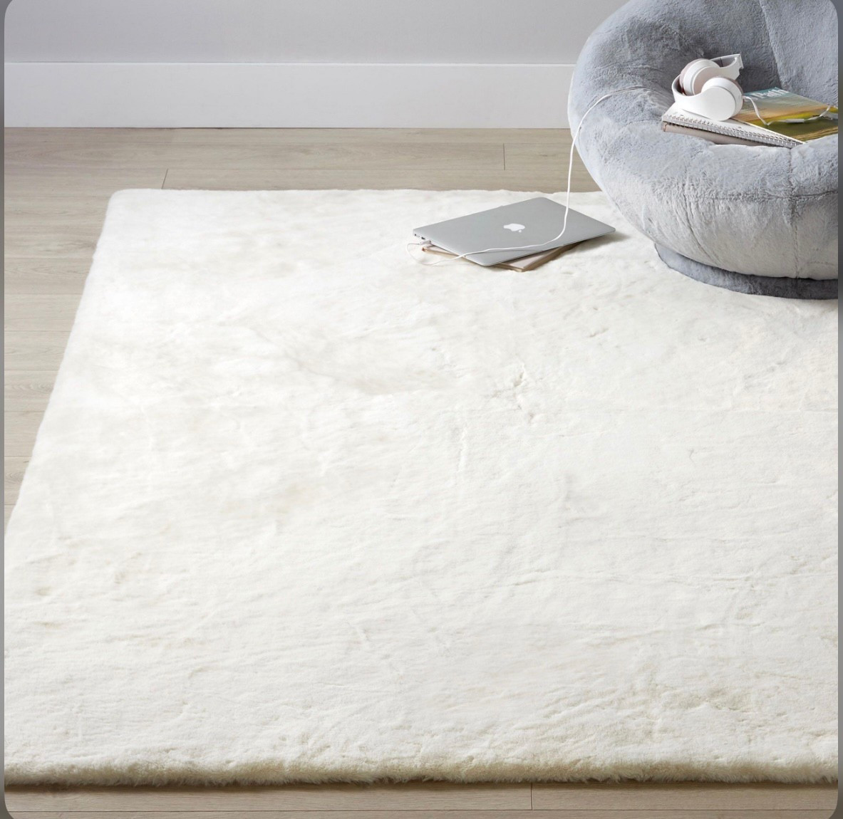 Teen room
Home decor 


#LTKHome #LTKmomlife #LTKKids