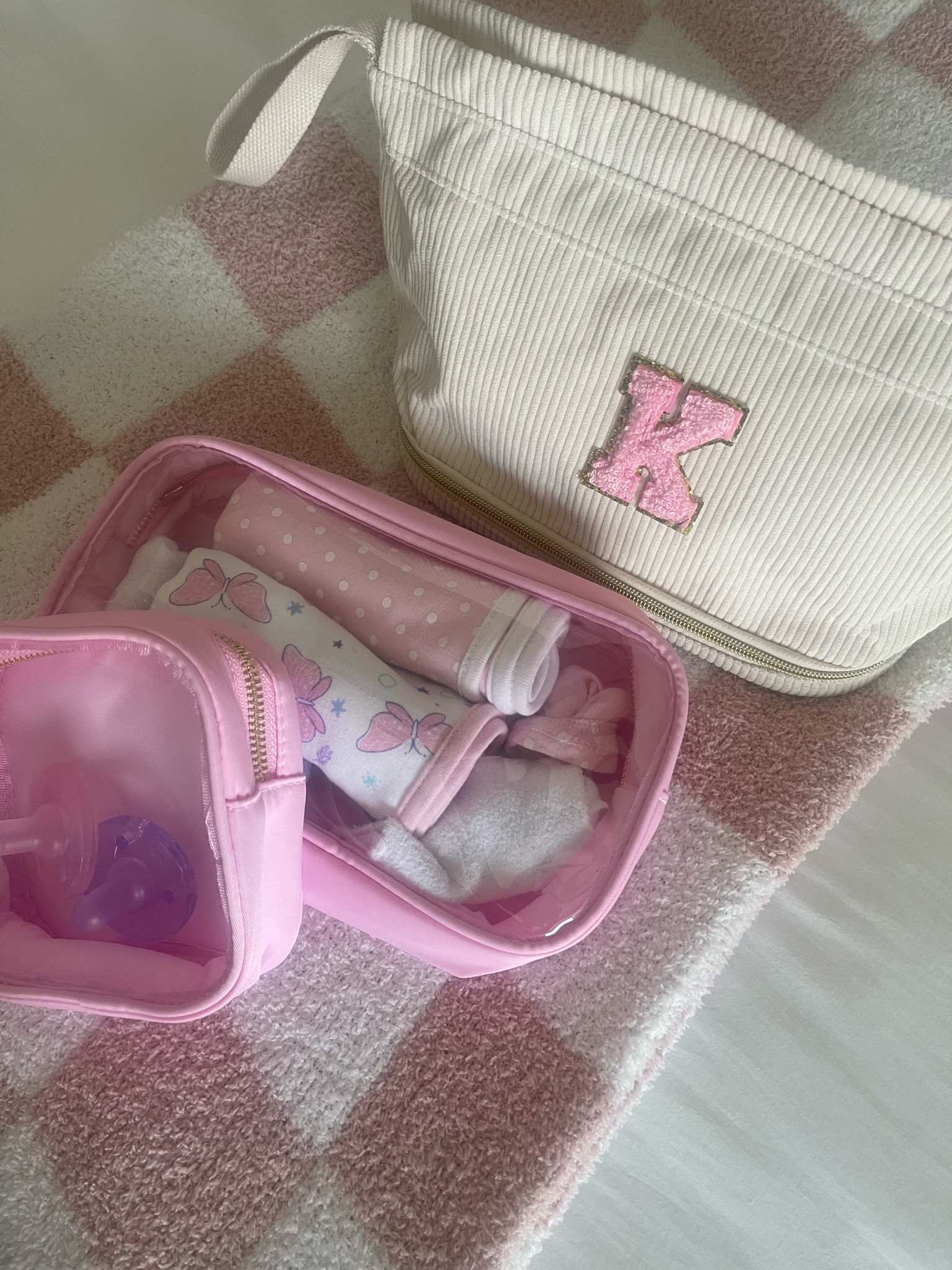 Newborn hospital and diaper bag organization! Pink clear zip pouches, breast pump bag, fuzzy baby blanket! 

#LTKBump #LTKKids #LTKBaby
