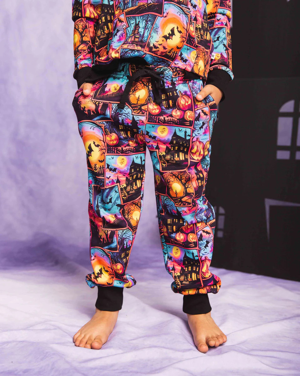 I Haunt It That Way Relaxed Fit Sweatpants | Bums & Roses