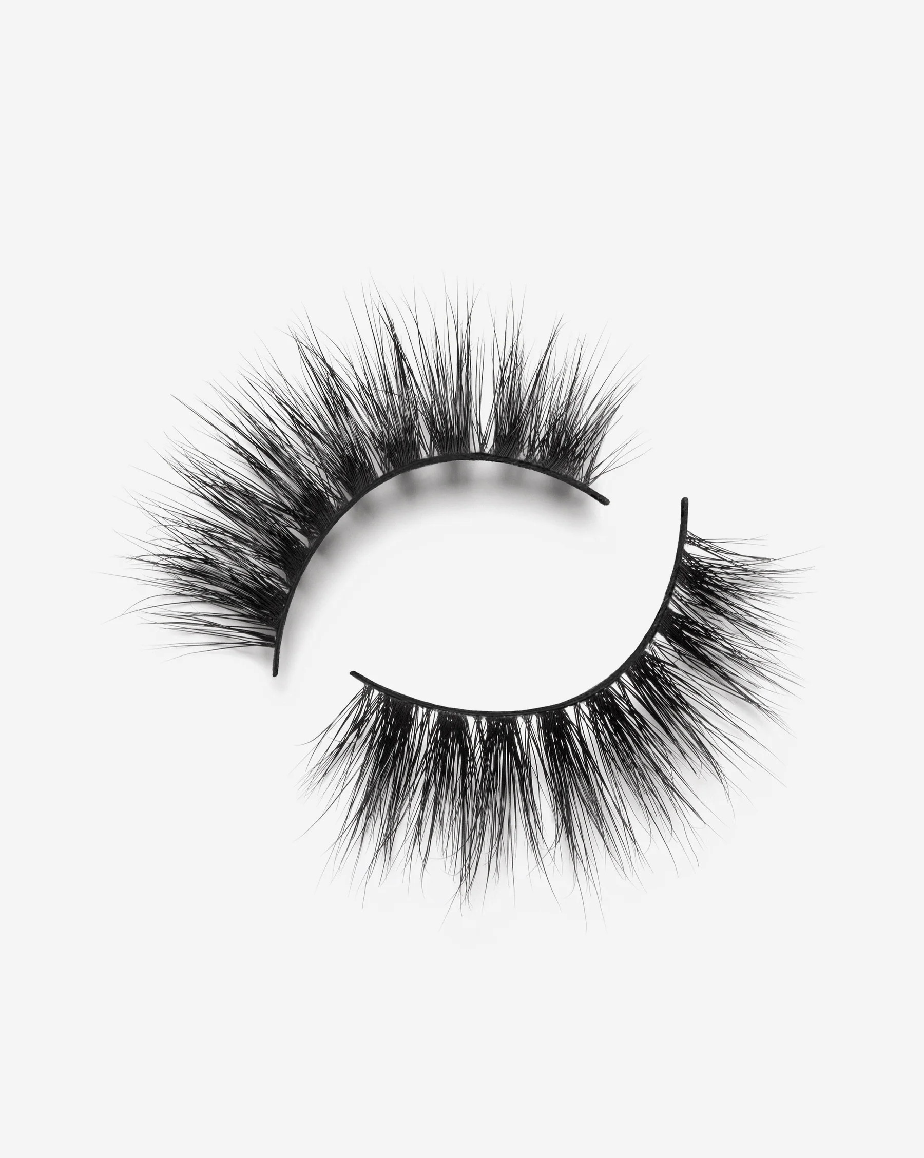 Ela | Lilly Lashes
