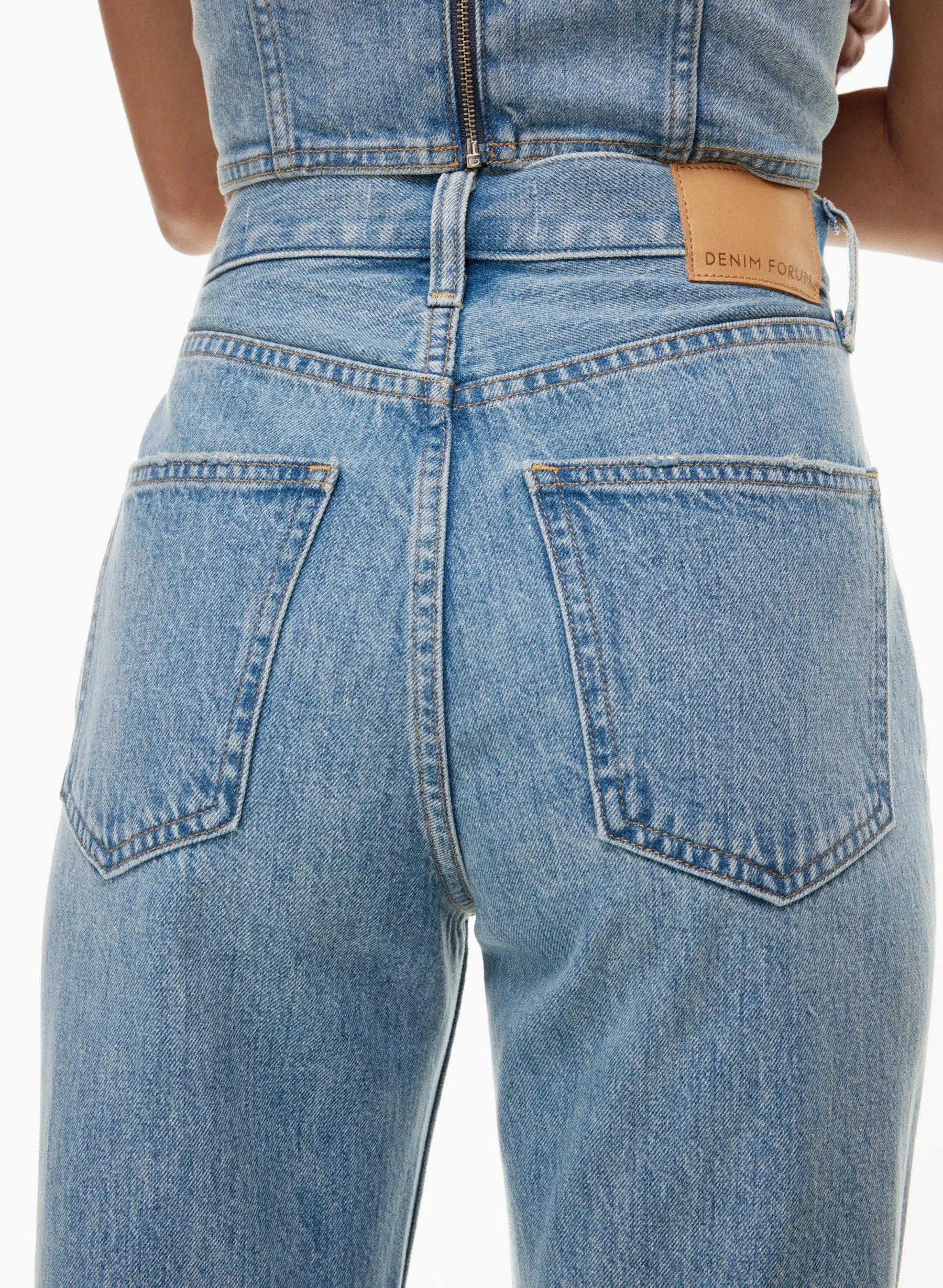 THE '90S JONI HI-RISE LOOSE JEAN | Aritzia