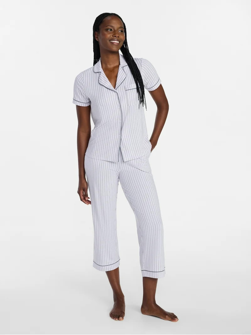 Joyspun Women's Dreamy Soft Collection Notch Knit Top and Capri Pants Pajama Set, 2-Piece, Sizes ... | Walmart (US)