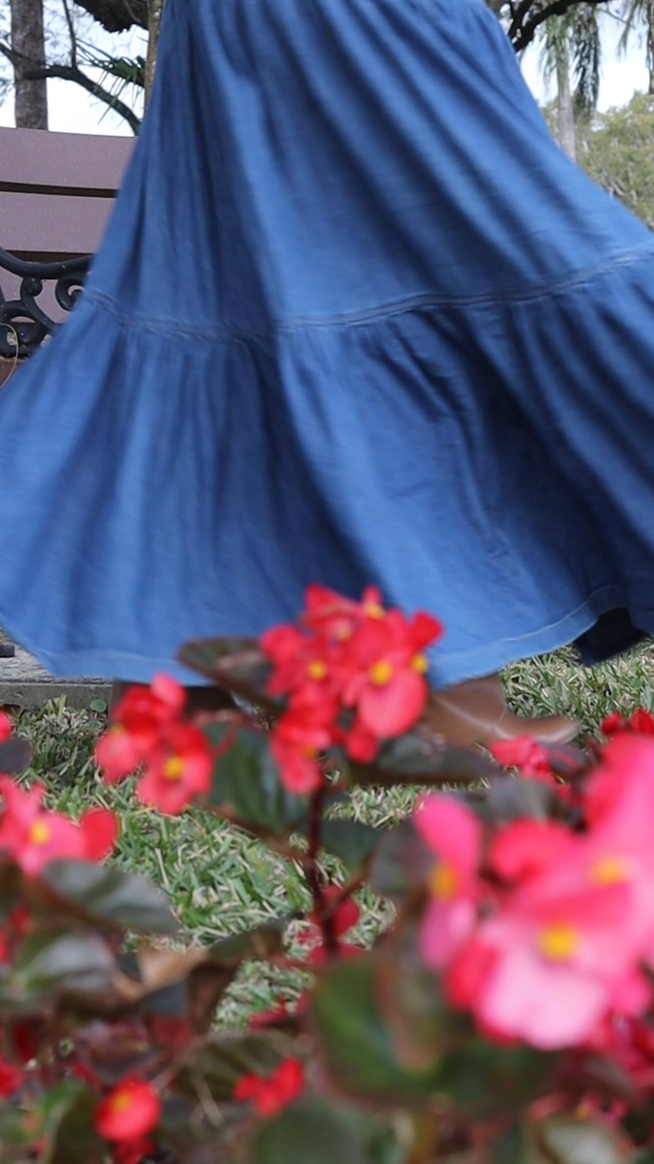 This look from Ralph Lauren is available for rent with Rent the Runway!

I am in loving 🥰 Use my code RTRCUR1D0BC5 for 30% off 

Thanks so much for shopping with me! Sharing with love! Follow me for more ❤️



Rent the Runway | LTK style | Ralph Lauren | Denim | Jeans | maxi skirt | sweater | fall style | winter style | elegant style | love 

#LTKfindsunder50 #LTKVideo #LTKstyletip