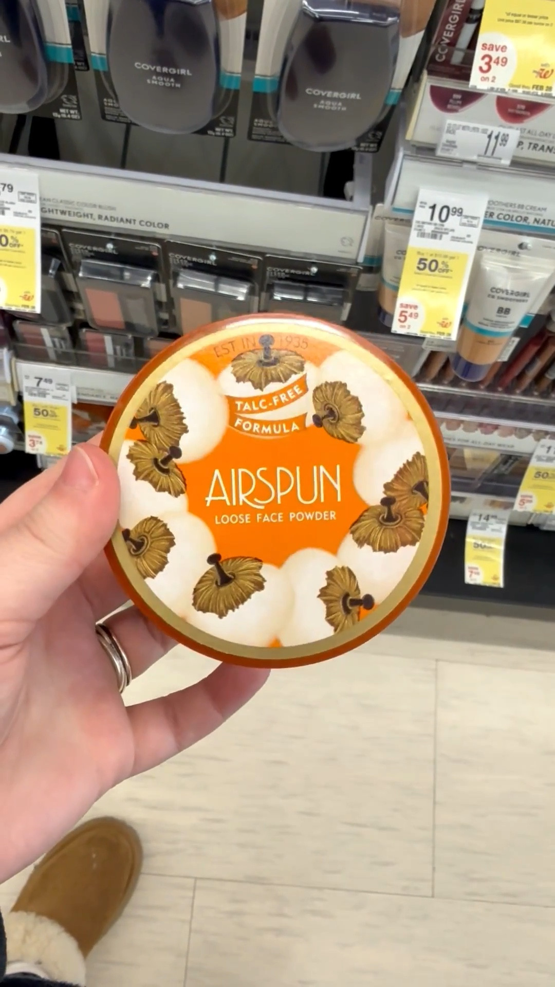 This is like…. The OG setting powder


drugstore products • makeup artist • affordable • beauty community 

#LTKgrwm #LTKBeauty #LTKselfcare