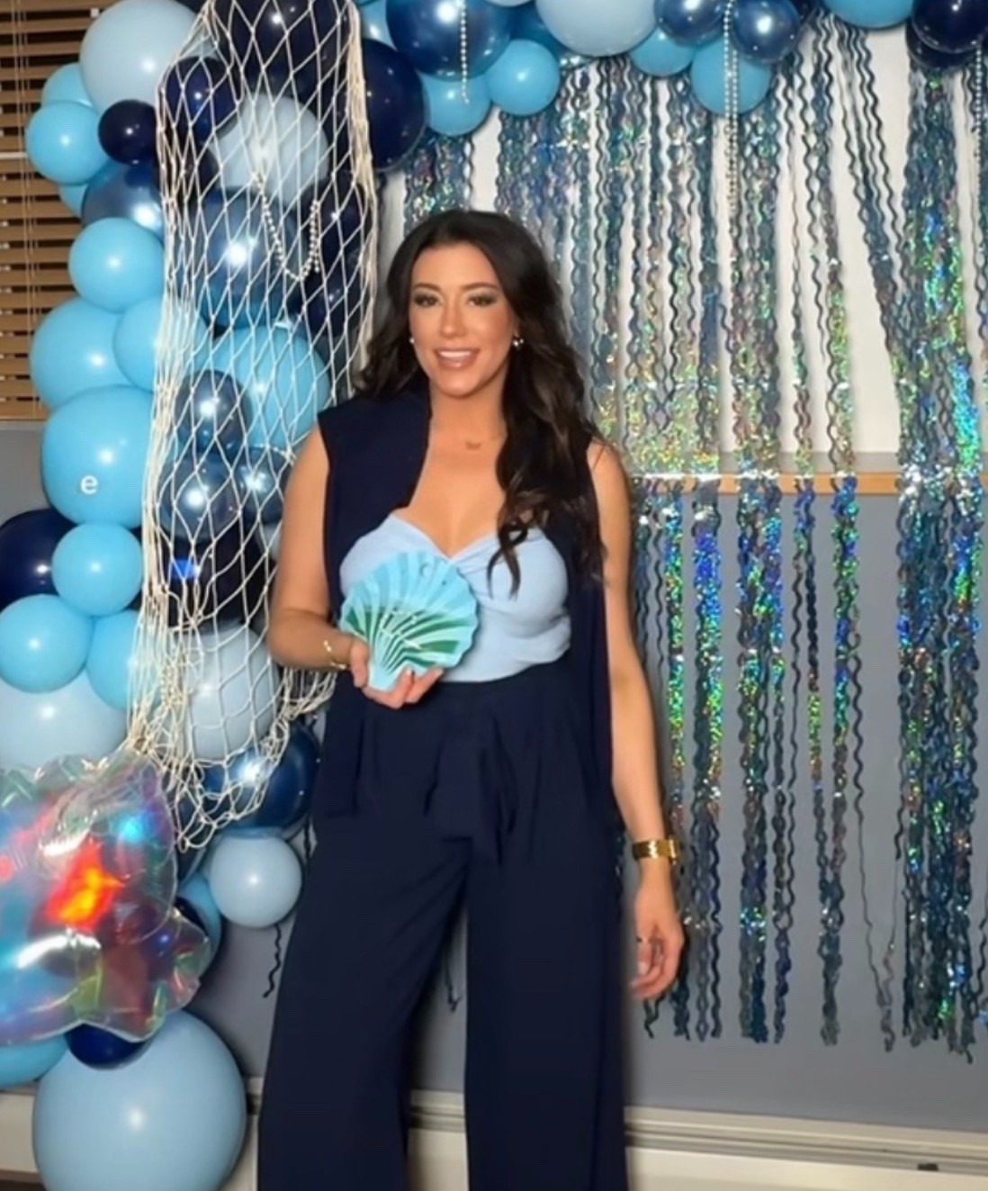 Whether you’re planning an "Under the Sea" themed party or just love a monochrome blue moment, this outfit is a catch.🌊

I paired these high-waisted navy wide-leg trousers with a light blue corset top for that perfect ocean-inspired contrast. Don’t even get me started on the balloon arch—it's the ultimate party backdrop! 🎈💙

#LTKootd #LTKdayinmylife #LTKgrwm