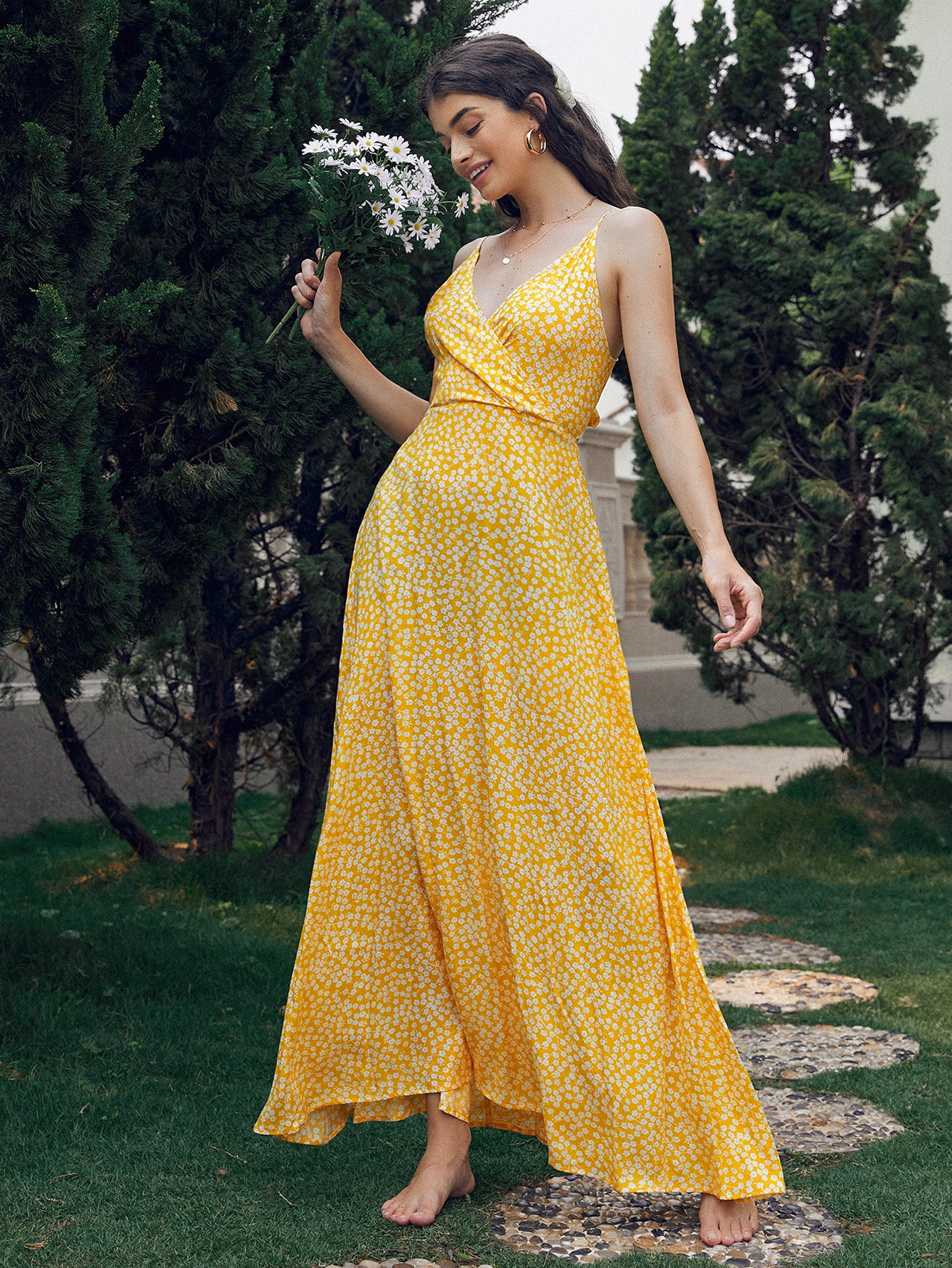 Ditsy Floral Print Tied Backless Dress | SHEIN