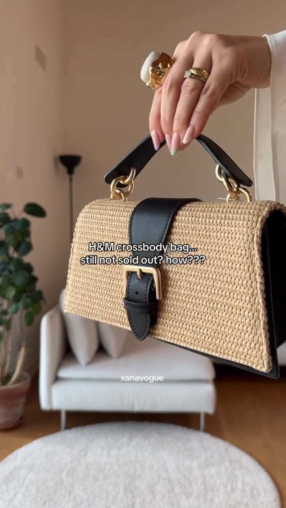 H&M straw flap crossbody bag – it’s giving quiet luxury, summer chic and effortless style all in one 💫

#LTKStyleTip #LTKFindsUnder50 #LTKItBag