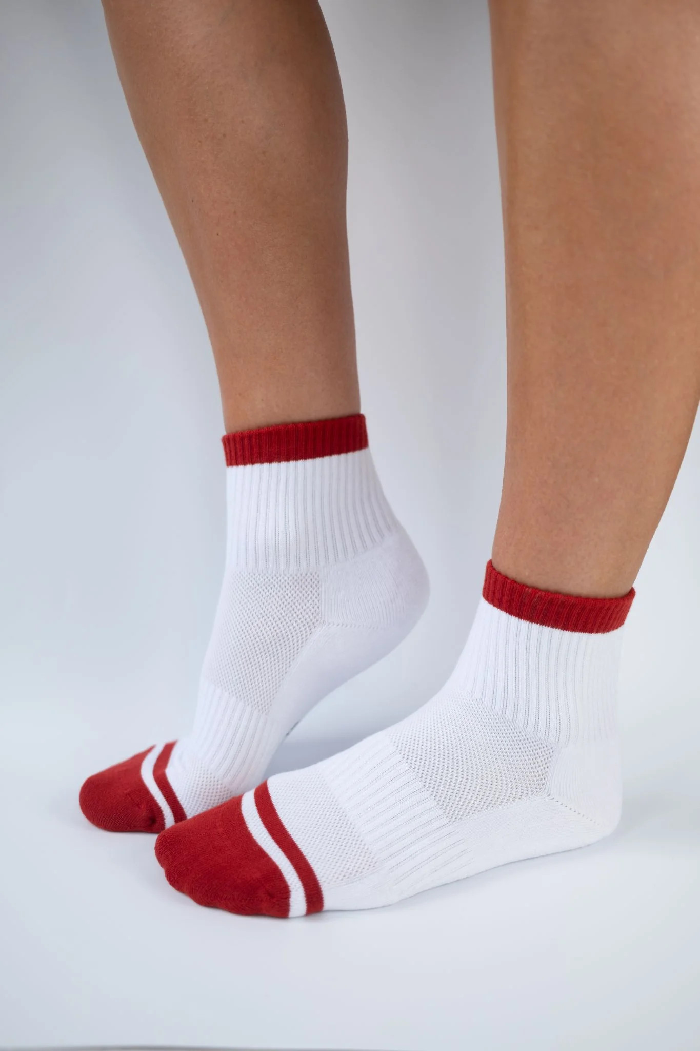 Quarter Sock - White & Red | Striide Studio