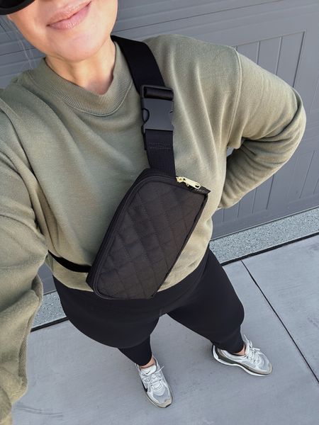 fall athleisure style // code AUBREYLL15 to save at Canvelle