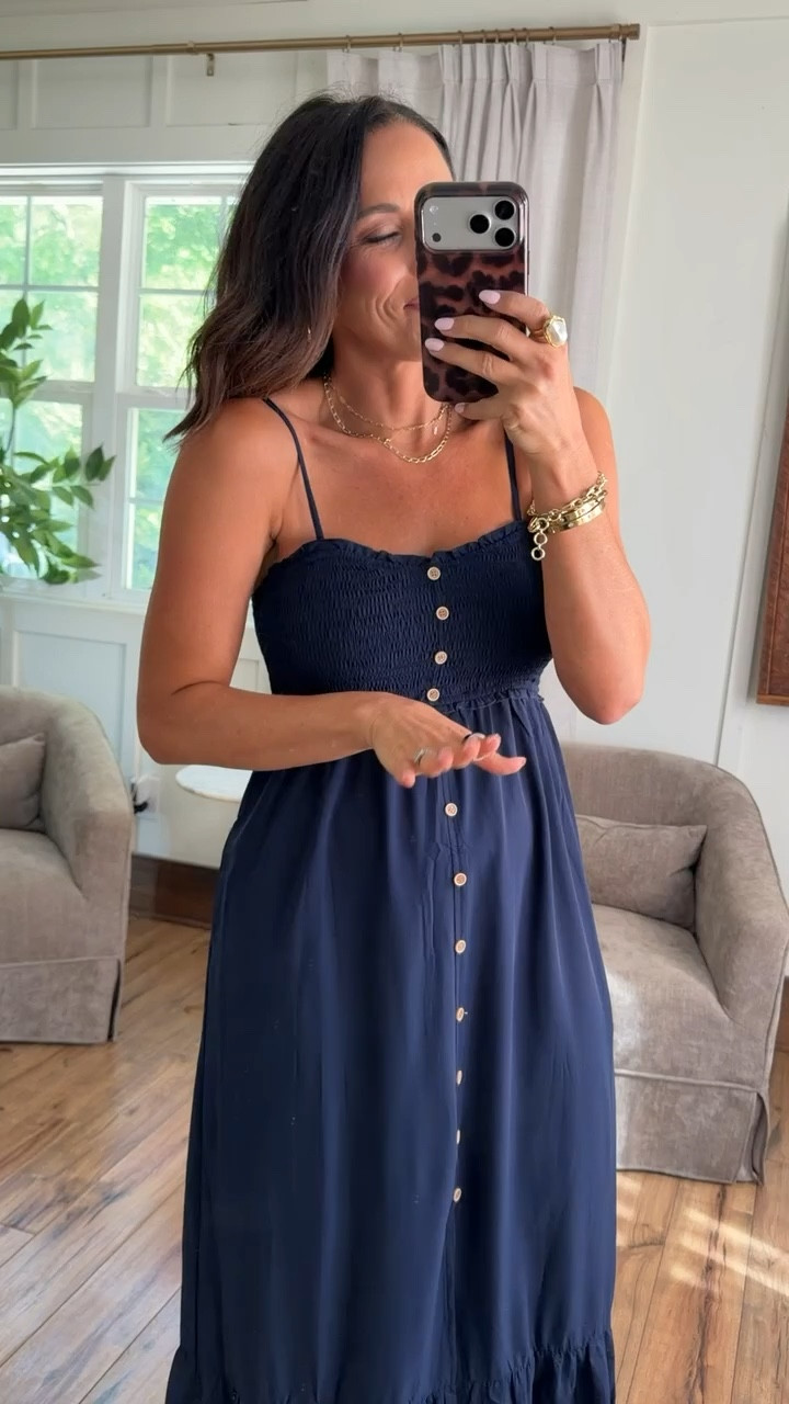 amazon find that looks way more expensive 🤭
easy, flattering, and one you’ll keep reaching for

wearing a small

#amazonfinds #summerstyle #affordablefashion #everydayoutfit #ltkstyle