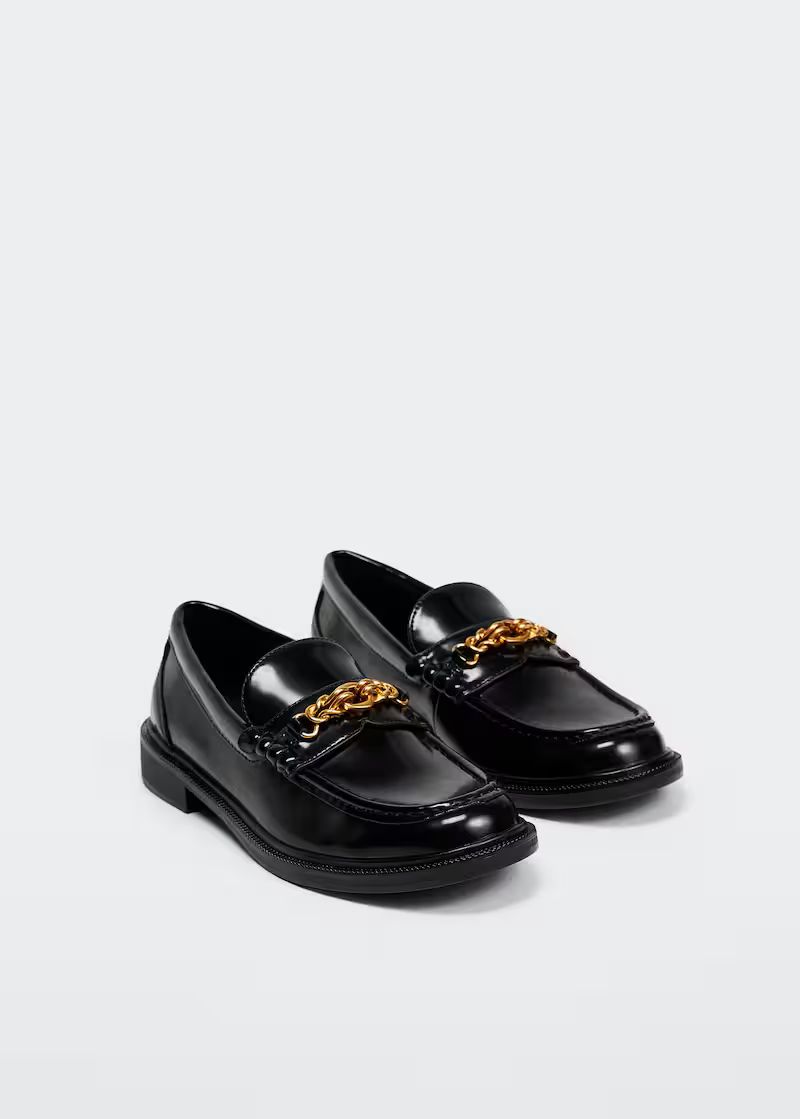 Zoeken: Loafers met kettingen (2) | Mango Nederland | MANGO (NL)