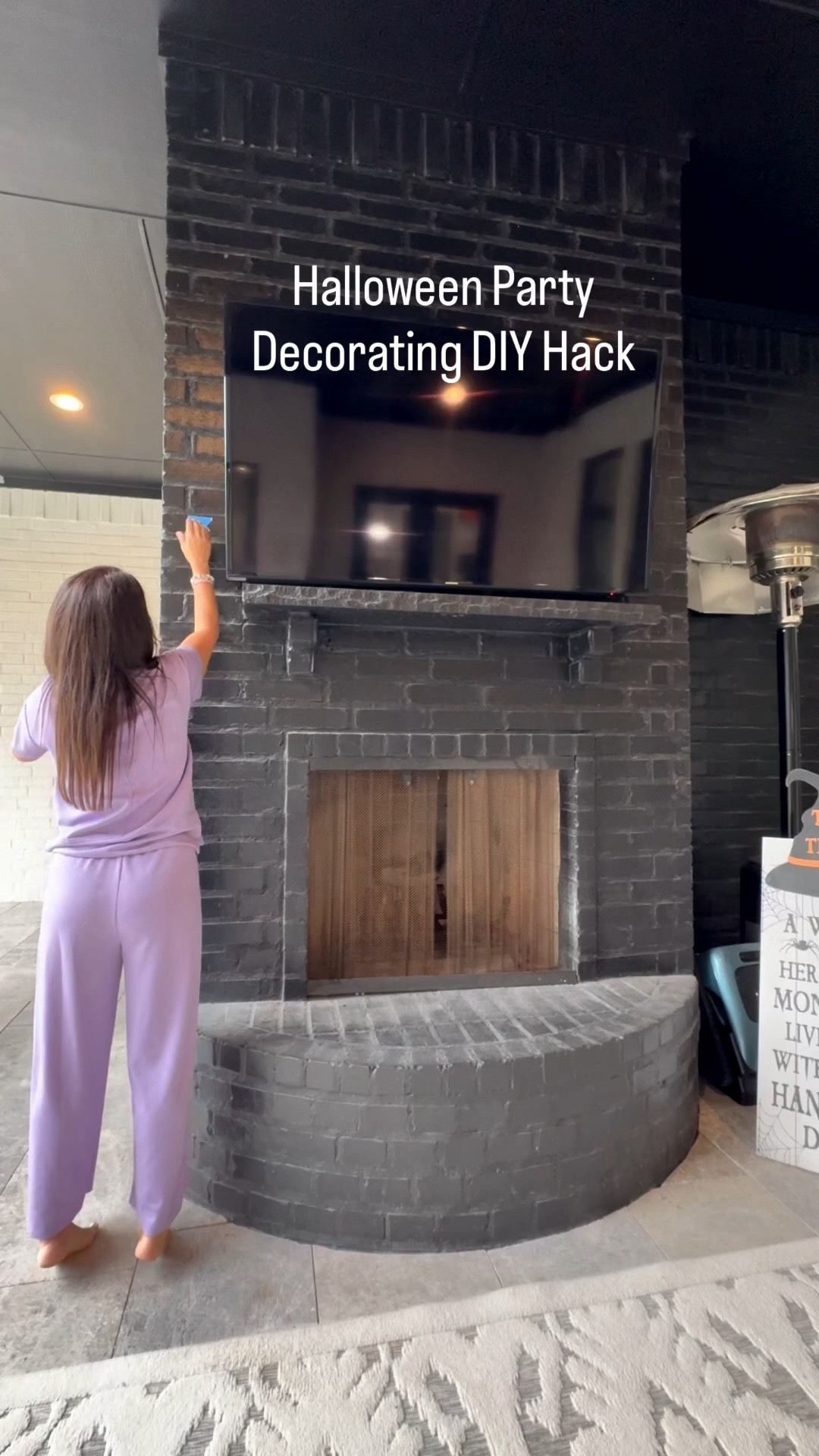 Halloween party decor trick with the skeletons!

#LTKmomlife #LTKHome