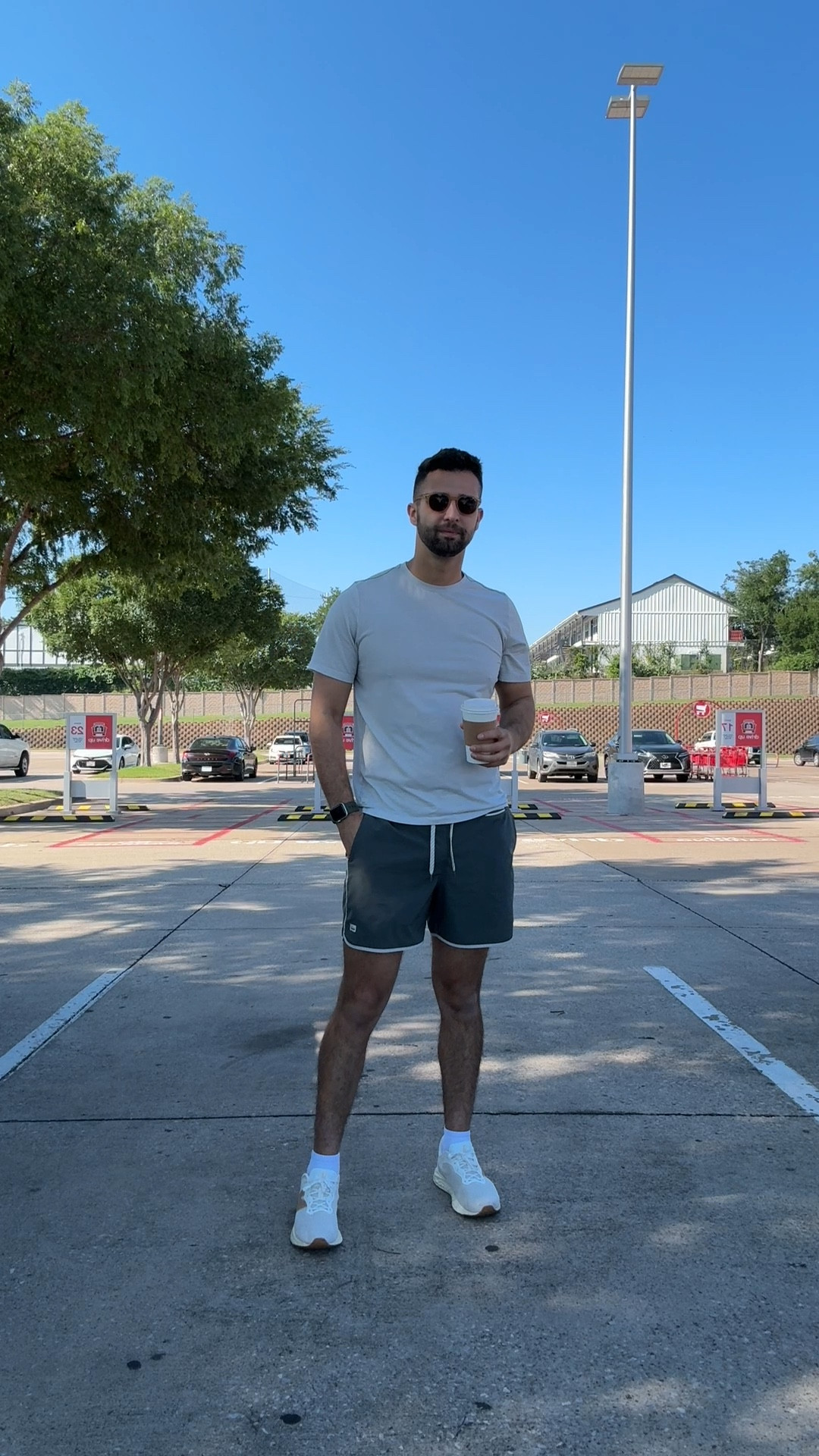 Men’s athleisure
Men’s workout outfit 
Men’s Vuori shirt
Men’s vuori top
Men’s vuori shorts
Men’s new balance shoes

#LTKActive #LTKMens