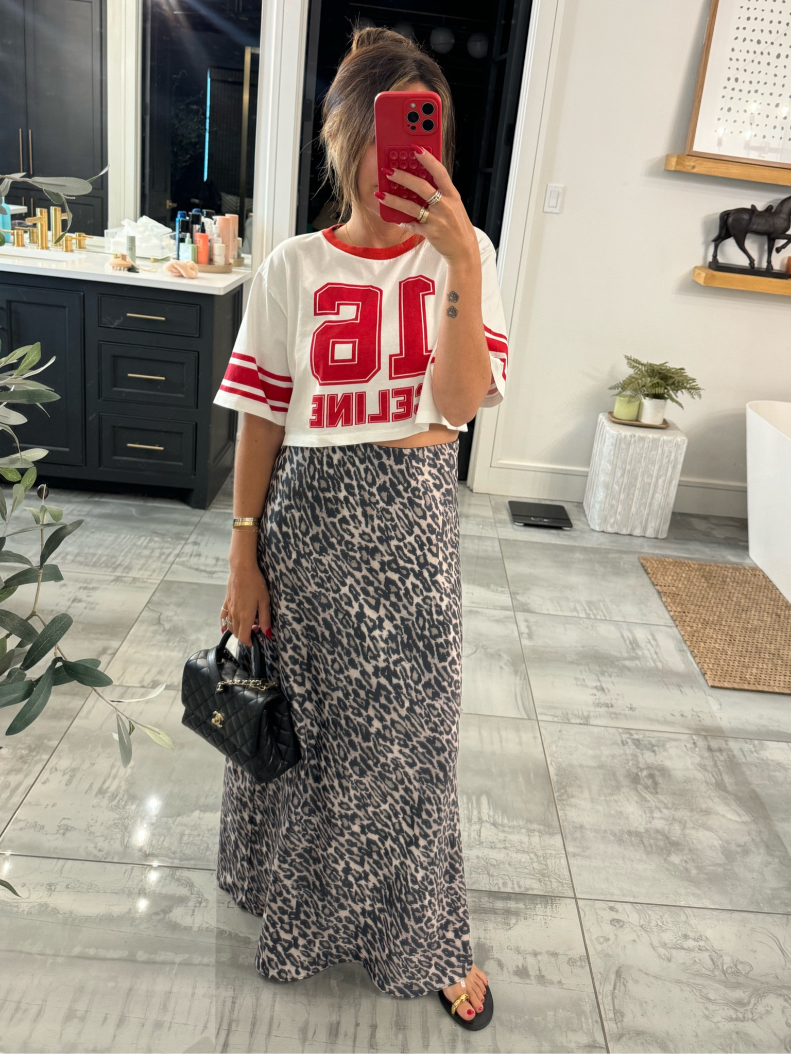 What I wore today - love this leopard skirt and graphic tee 