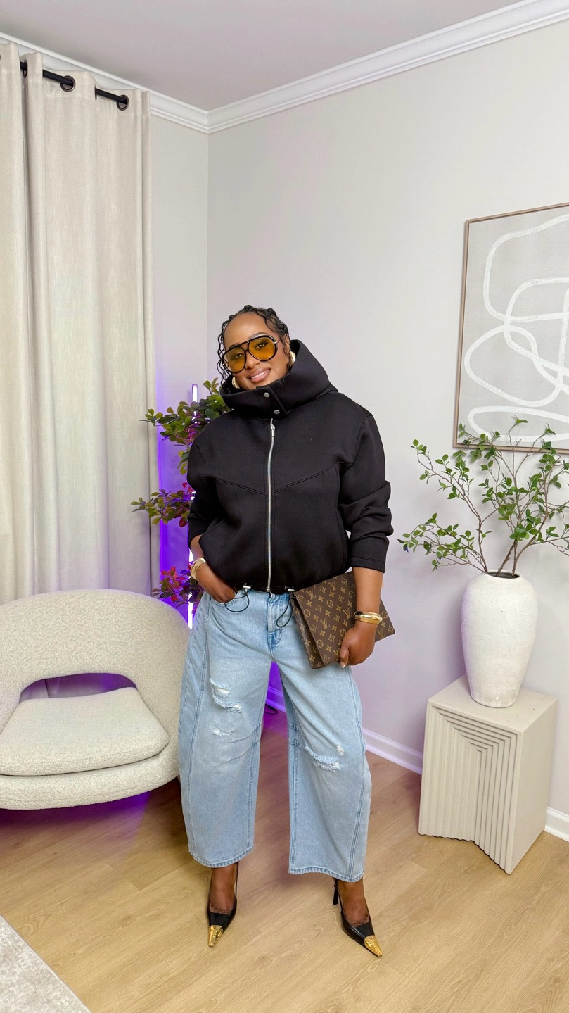 VIRAL WALMART JACKET!!

Would you wear this? Comment “NEED” for links!

Okay but why is this @walmart jacket giving effortless chic like this?! The black is still in stock for now… but don’t waste time and run before it’s gone.

The jacket it’s literally the whole outfit. 
@walmartStyle #WalmartStyle #WalmartFinds