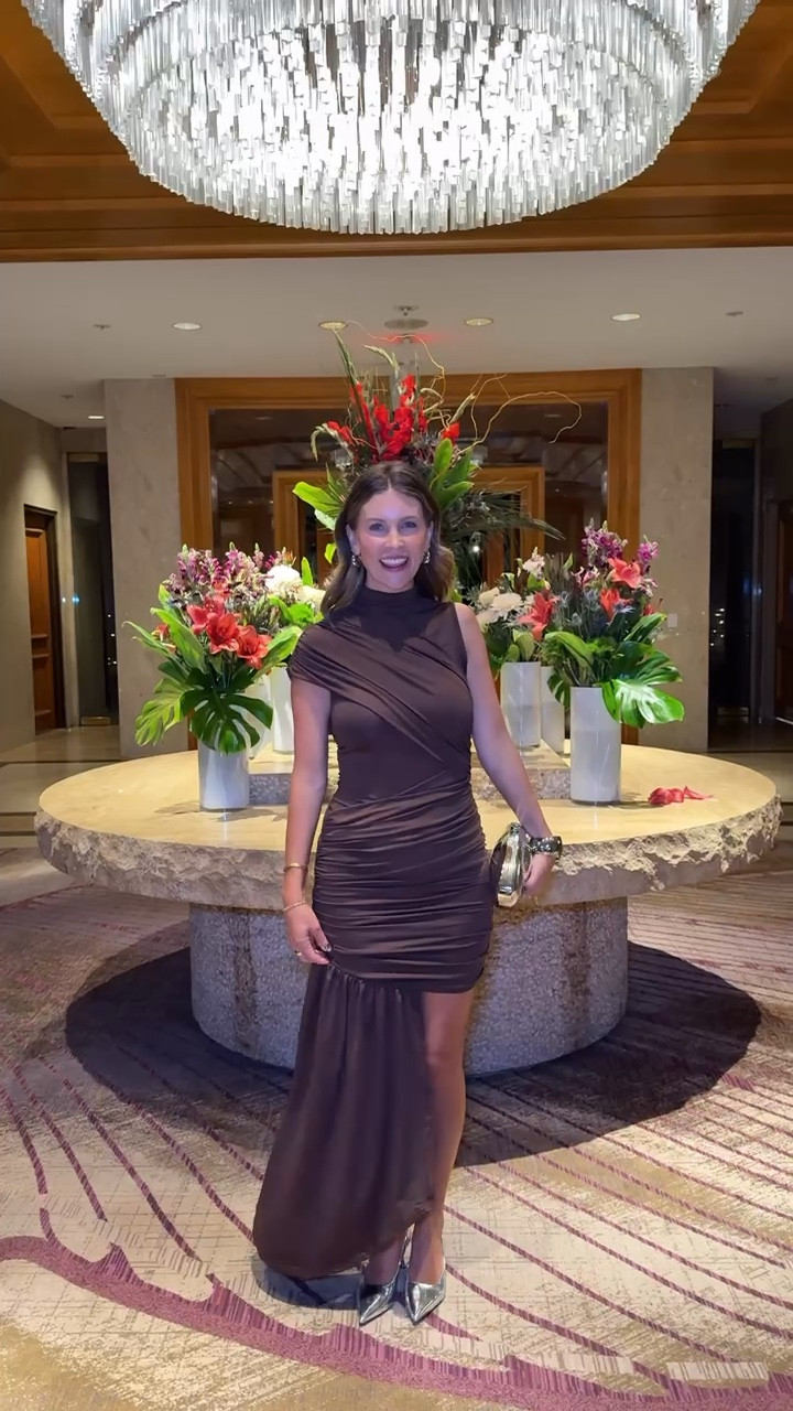 This Amazon dress is so flattering and simple yet elegant. Great for a formal event and it’s under $60! Wearing size small. Comes in several color options! 

🔍: Amazon finds, Amazon fashion, formal dress, silver accessories, clutch, Amazon creator summit, affordable fashion, budget friendly, petite style, moms over 40 style, Texas content creator 


#LTKOver40 #LTKStyleTip #LTKFindsUnder100