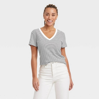 Women's Short Sleeve V-Neck T-Shirt - Universal Thread™ | Target