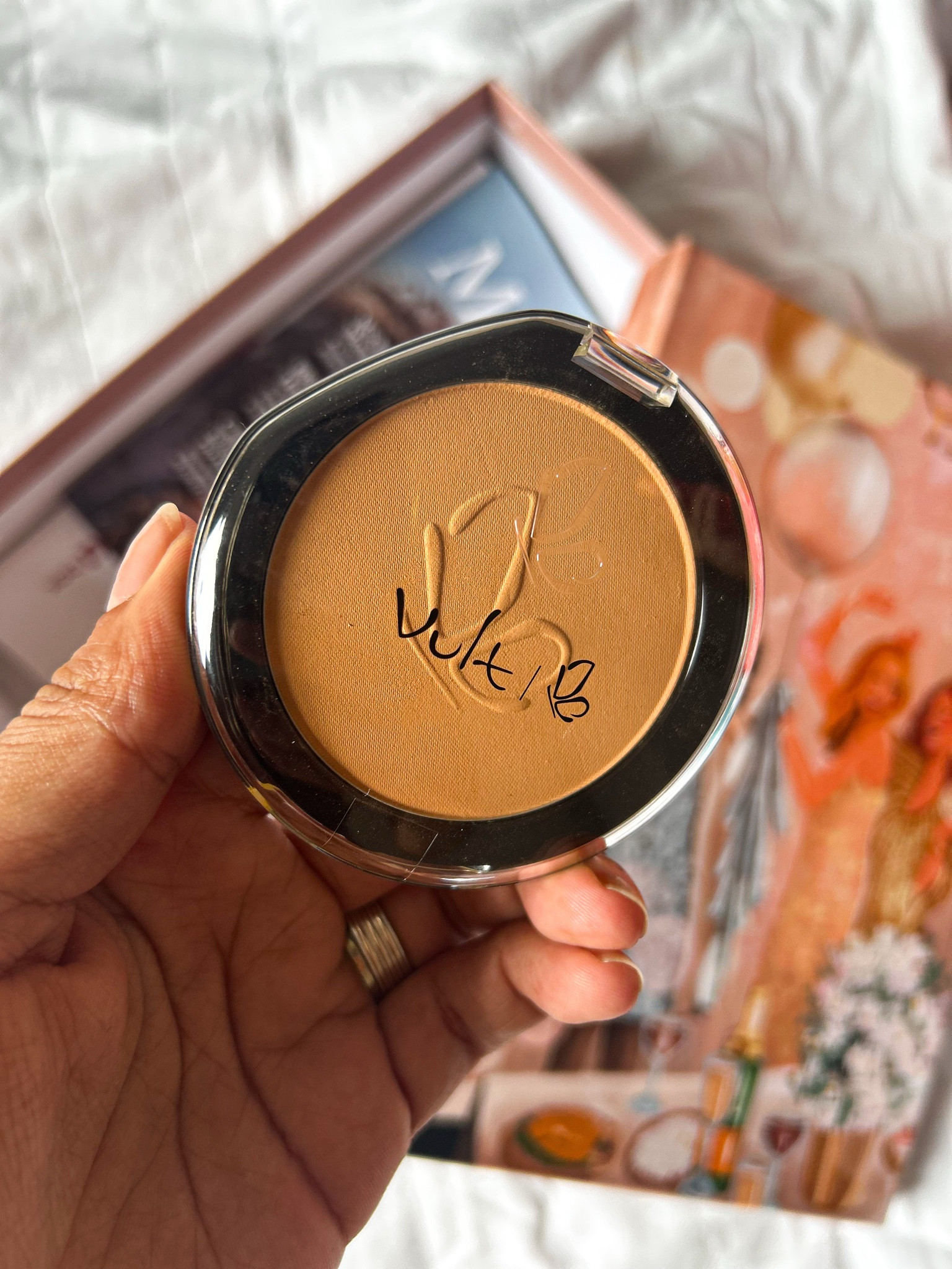 Pó compacto VULT. Ultra fino, tira a oleosidade e uniformiza o tom 

#LTKbrasil #LTKbeleza