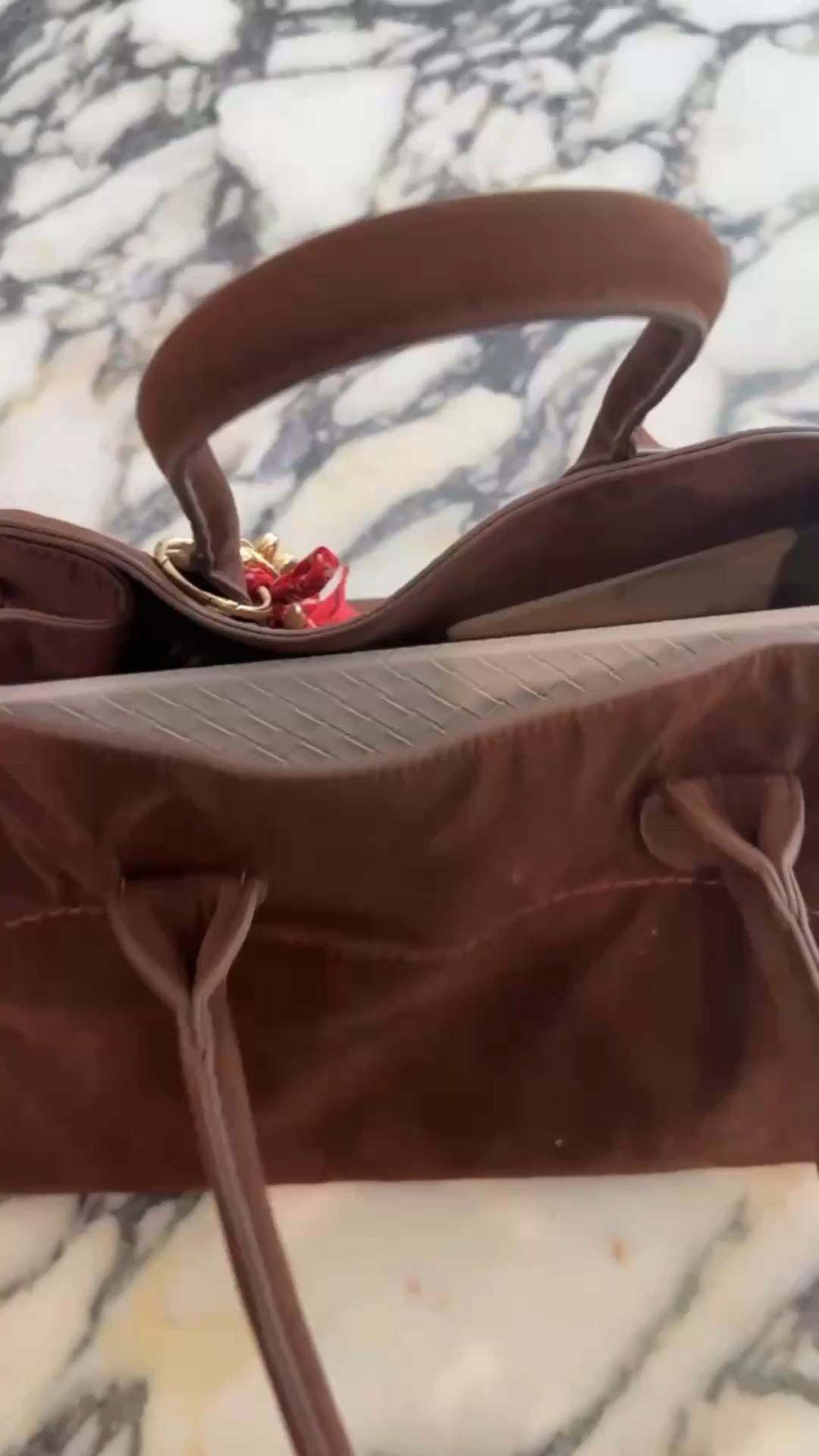 Cutest under $40 Amazon bag. I got the large size & it fits my laptop. It comes in other sizes & colors, too. And I loooovvee my new bag charms! These would be the cutest gift!

#LTKGiftGuide