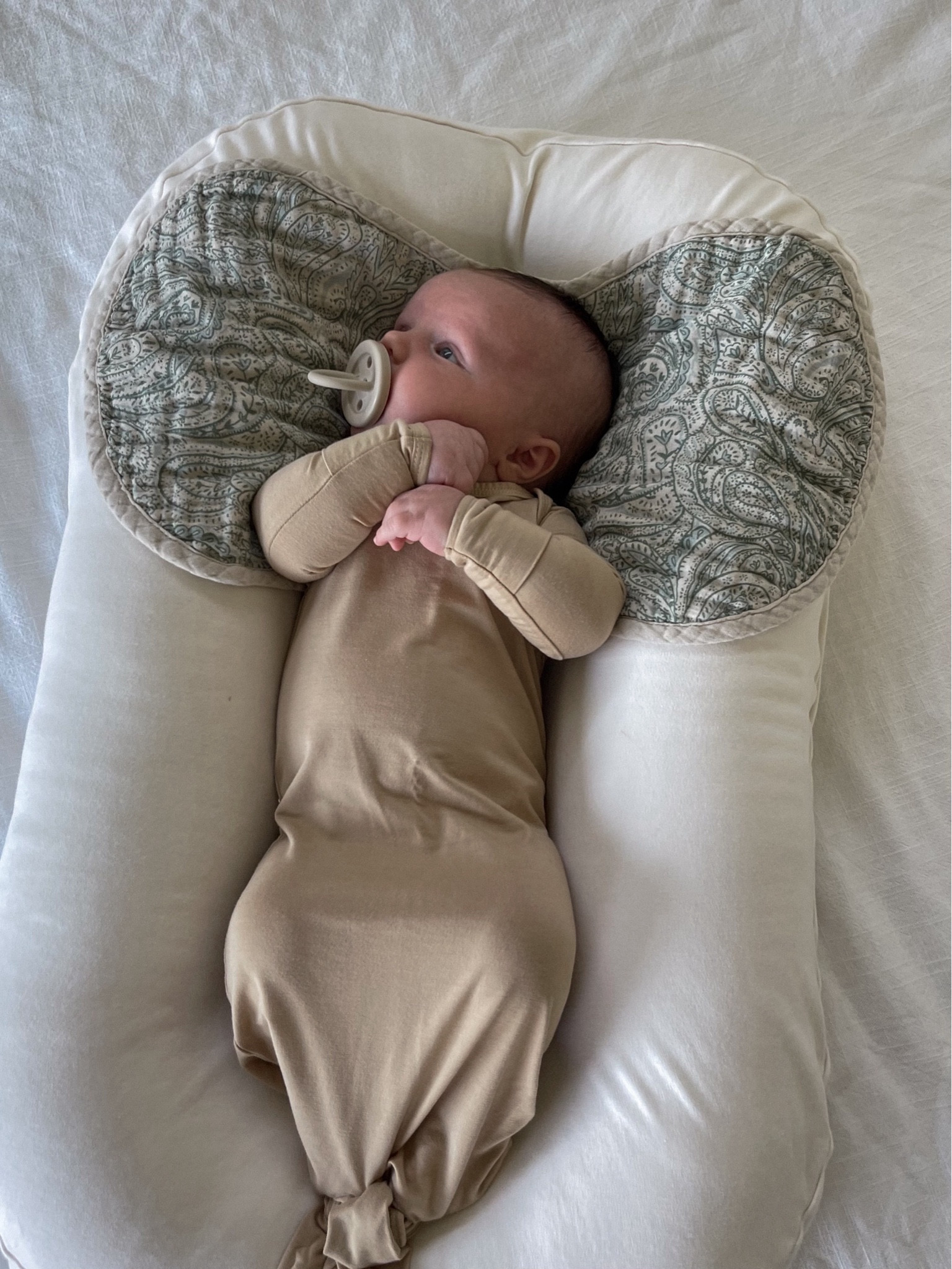 mushie Muslin Baby Burp Cloths ☘️

#MuslinBurpCloths #BabyEssentials #ParentingMustHaves #SoftAndAbsorbent #NewMomEssentials #BabyCare #BurpClothDesigns #NaturalFabric #MomLife #BabyGifts #RegistryEssentials #BabyAccessories

#LTKbaby