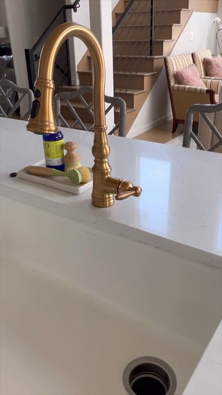 Gold brass kitchen pull down faucet from Moen is so affordable yet looks high end! Making washing dishes so much prettier!

White farmhouse apron front sink, Kohler whitehaven

#LTKhome