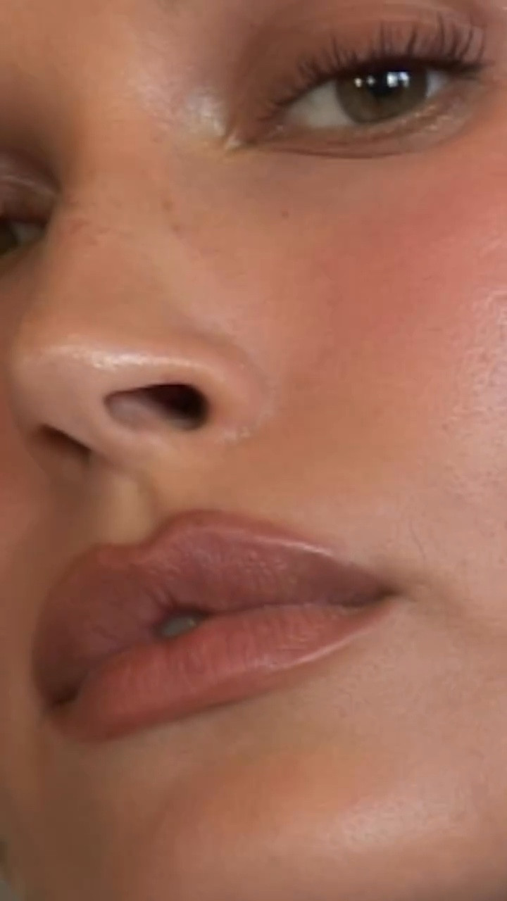 Hailey Bieber's met gala Makeup