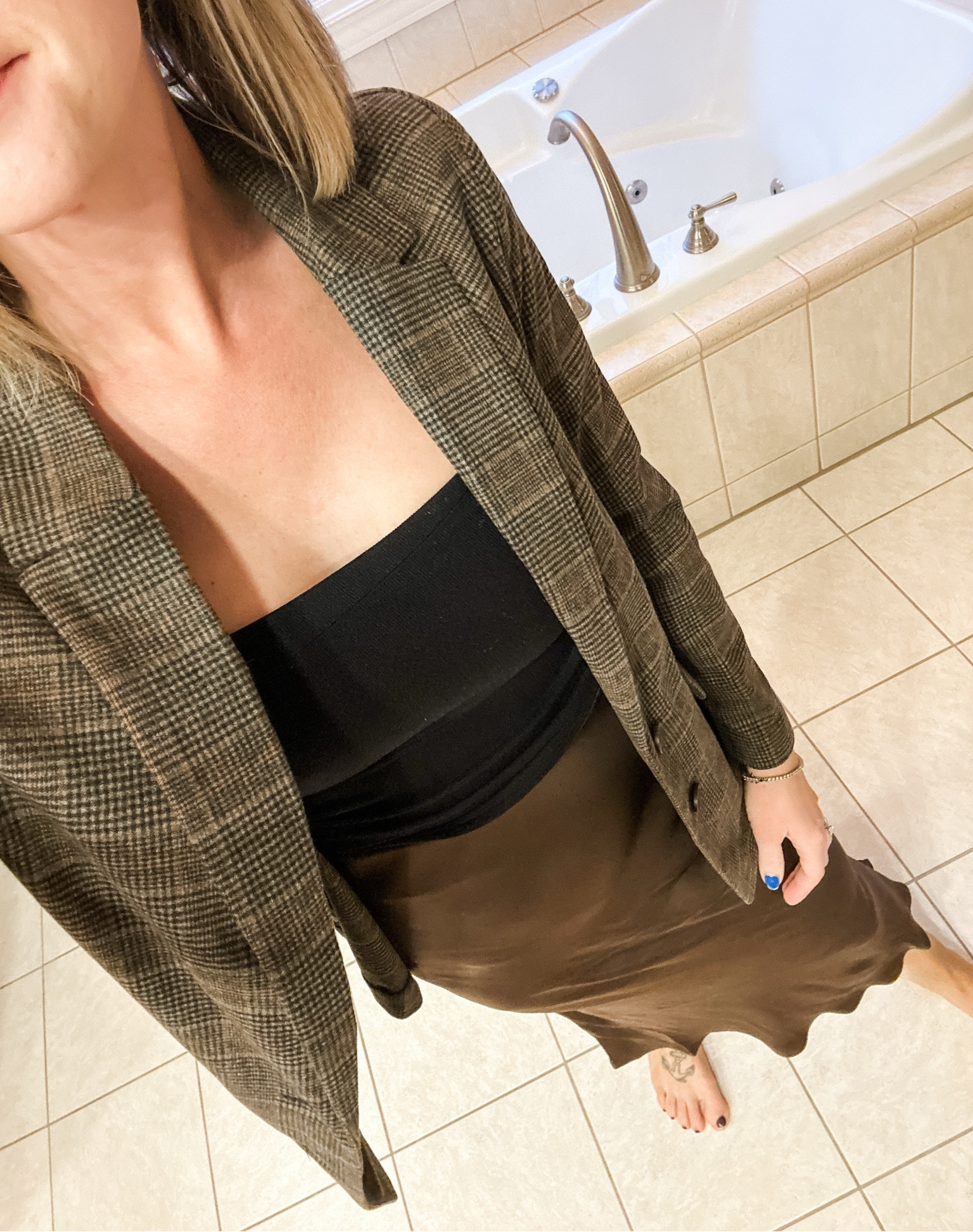 Option two for last night’s dinner. Which would you choose? 

#LTKFindsUnder100 #LTKStyleTip #LTKFindsUnder50