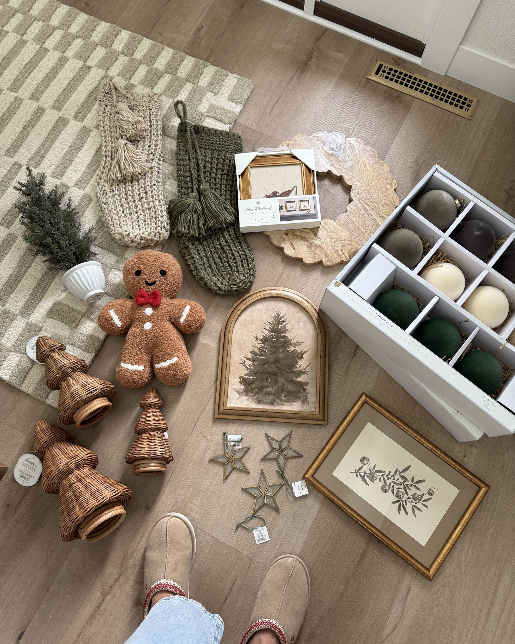 A few more Target holiday finds for you! 😍🌲🥰

The prettiest rattan trees, ornaments, holiday stems and more!

Follow @frengpartyof6 for more neutral + holiday home finds!

#target #targetfinds #targethome #targetchristmas #christmasdecor #holidayfinds #holidaydecor #boujeeonabudget #affordablehome #affordabledecor #ltkhome 

#LTKHoliday #LTKHome #LTKFindsUnder50