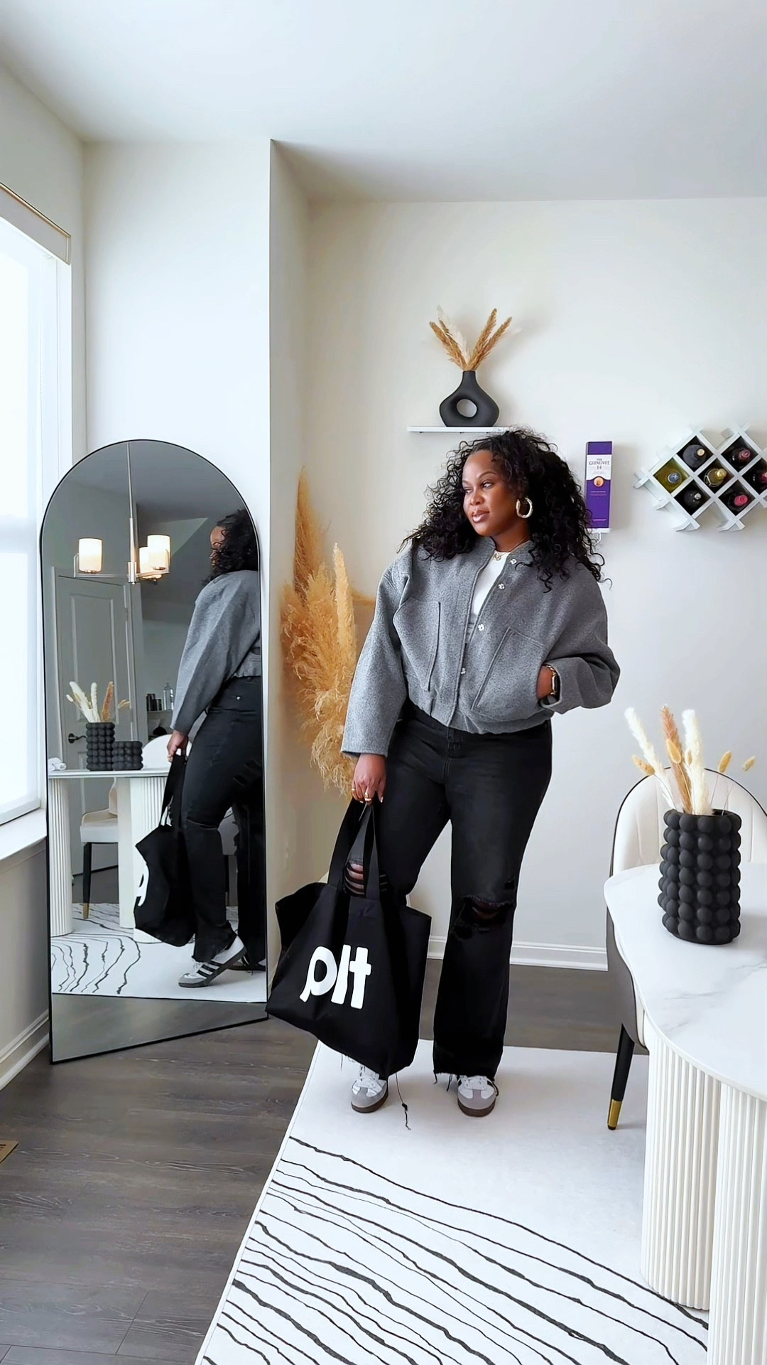 Outfits inspo, casual outfits, lounge outfits, jacket haul, coats, winter outfits 

#LTKHoliday #LTKFindsUnder100 #LTKStyleTip