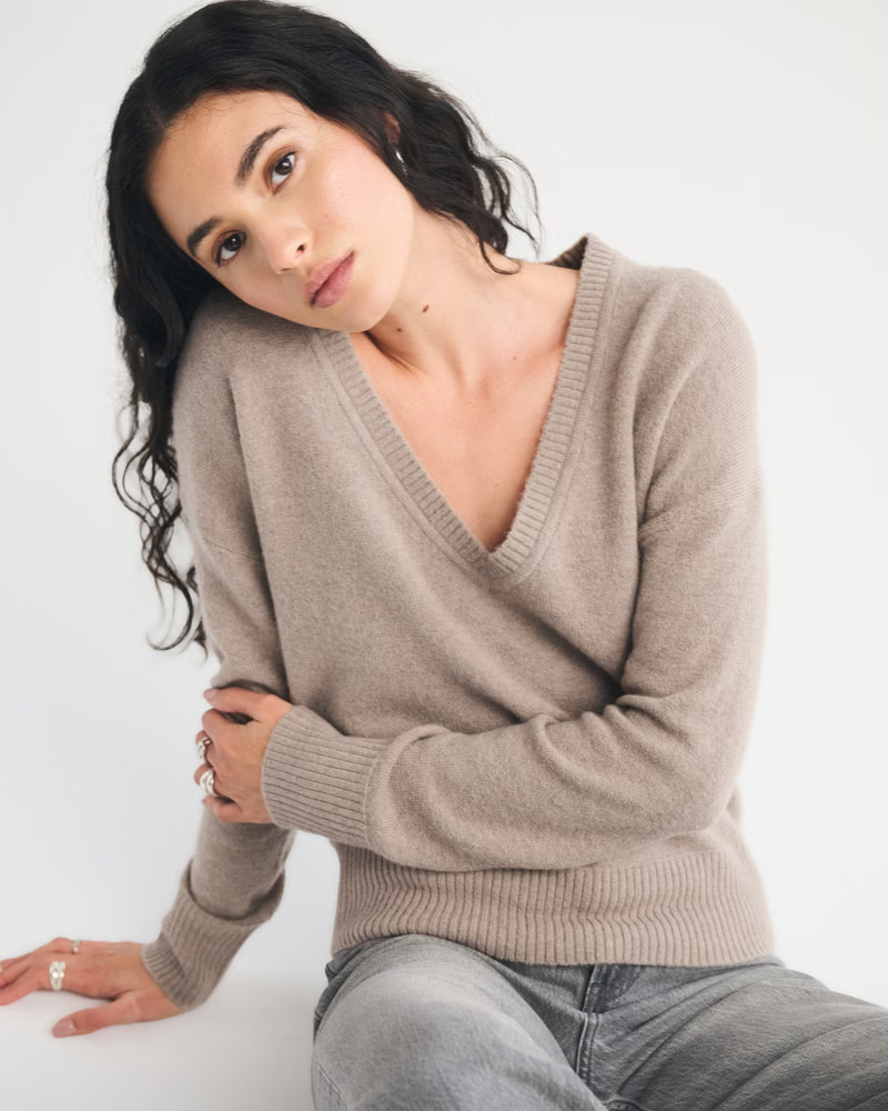 The A&F Madeline Crew Sweater | Abercrombie & Fitch (US)