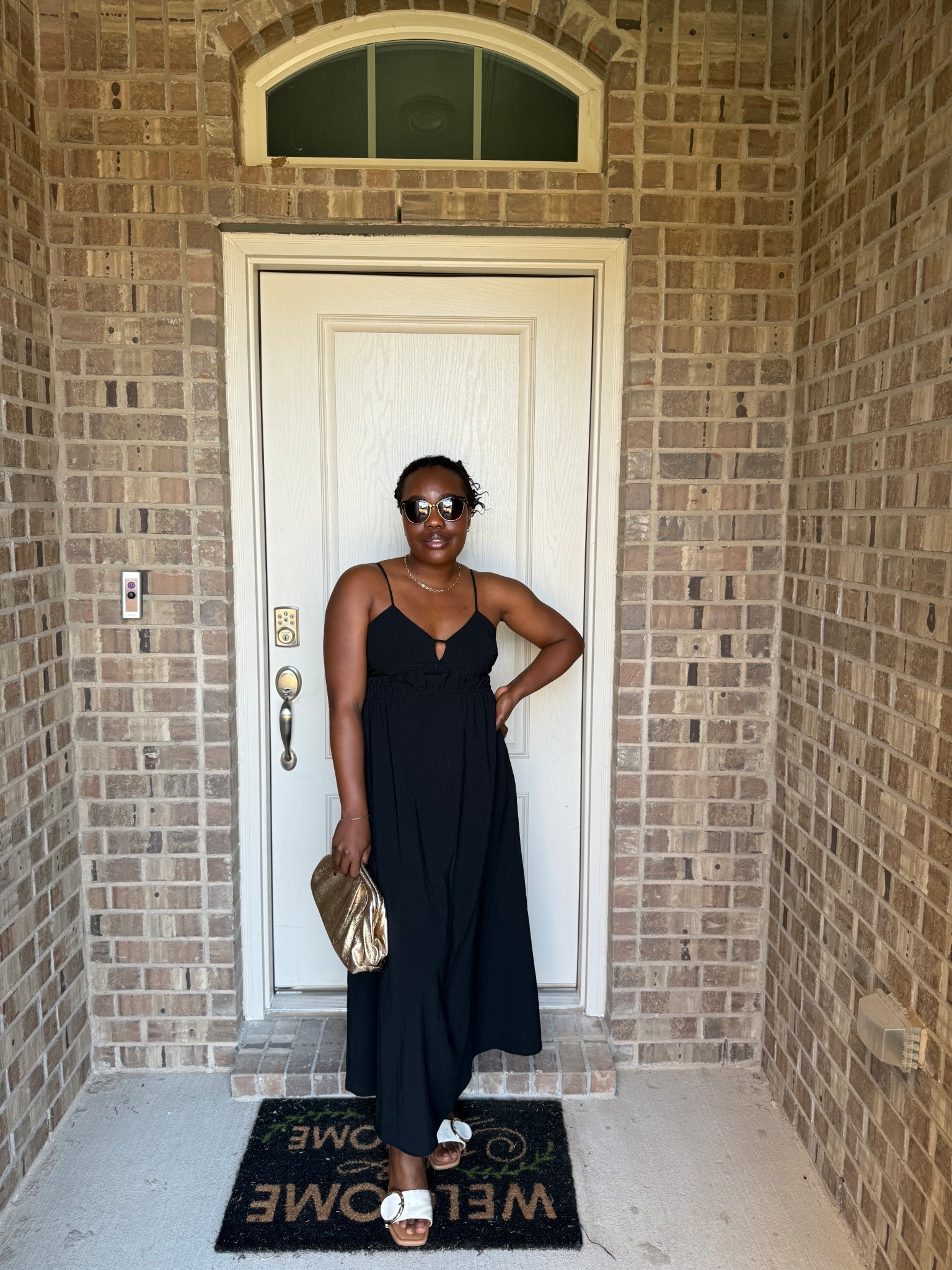 Perfect neutral summer dress


#LTKMidsize #LTKFindsUnder50 #LTKStyleTip